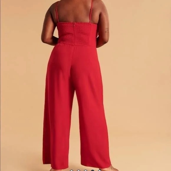 NEW Abercrombie & Fitch Twist Front Cutout Jumpsuit - Picture 2 of 8